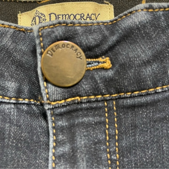 Democracy “Ab” technology Dark Wash Mid Rise Denim Size 10 - Picture 5 of 6